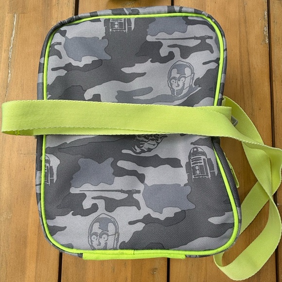 GAP Star Wars Matching Backpack and Lunchbox in Grey and Neon Yellow - Picture 8 of 9